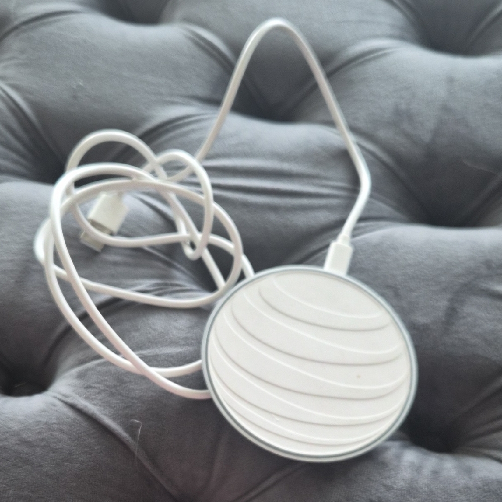 Sleek White Wireless Charging Pad